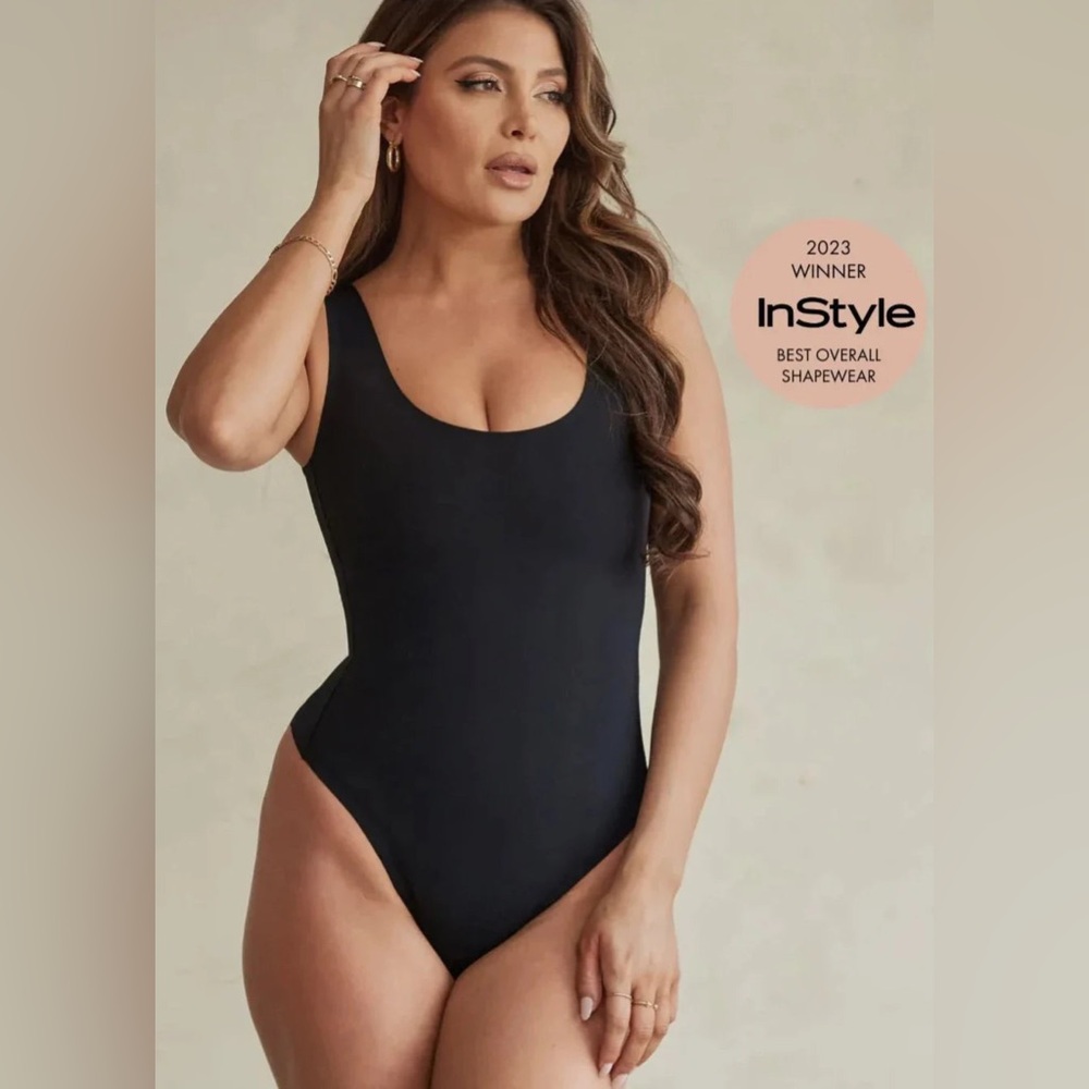 Everyday Sculpting Bodysuit - Black